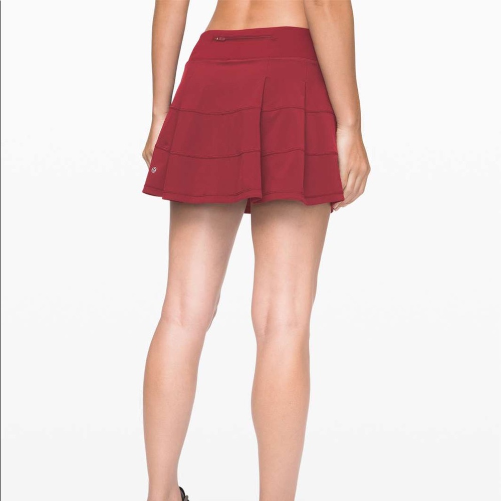 Lululemon - Pace Rival Skirt - 4 Reg - Scarlet